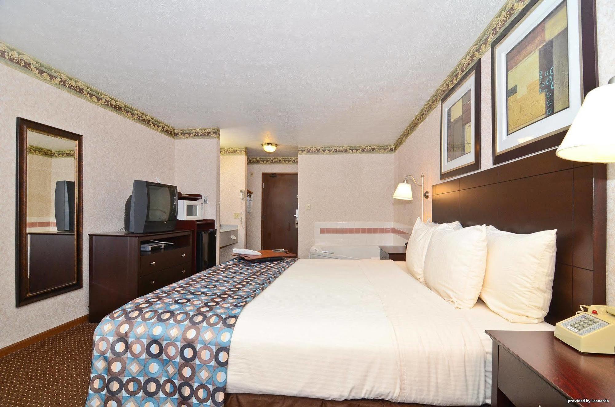 Baymont By Wyndham Danville Il Dış mekan fotoğraf
